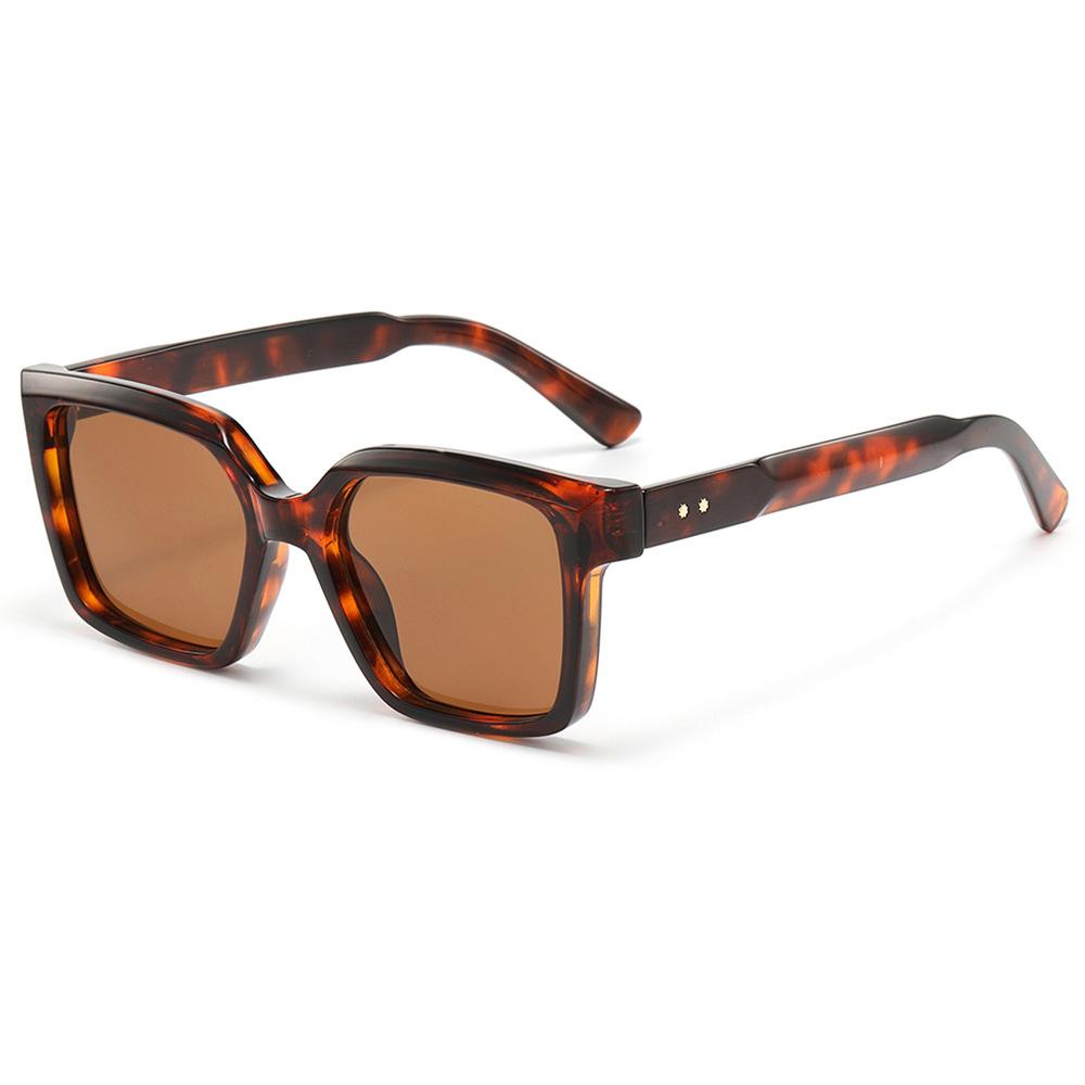 Square Sunglasses Men Fashionable Rivet Sunglasses Women Fashion Oversized Frame Glasses UV400 Outdoor Driving Black Sunglasses