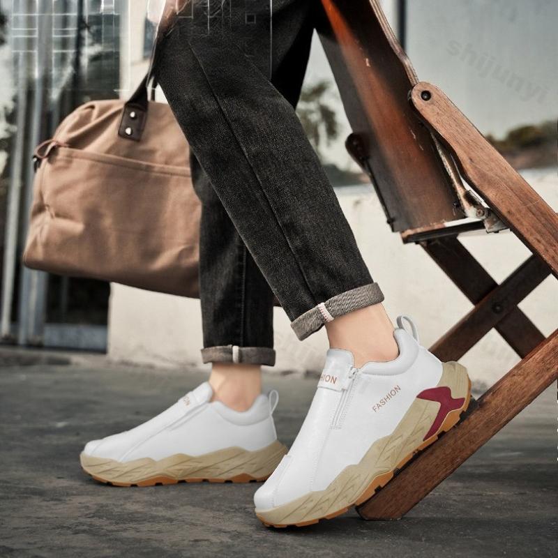 Módní pánské boty 2025 Jaro Nový styl Korejská verze Módní trend Outdoorové cestovní ležérní boty Boční zip Stručně navržené tenisky