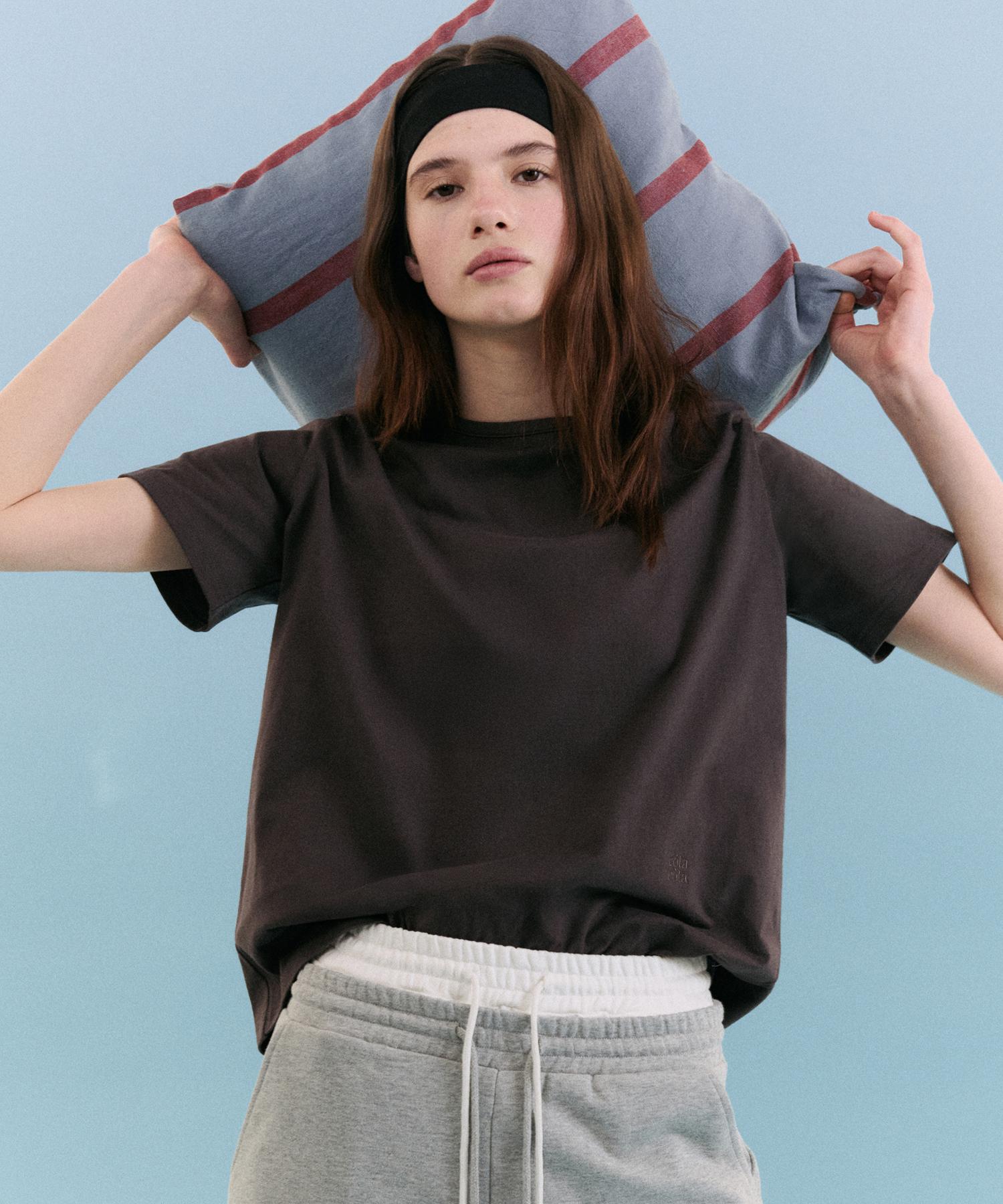 Lora Lora Nubasic Standard Round Neck T-Shirt Charcoal Charcoal/S