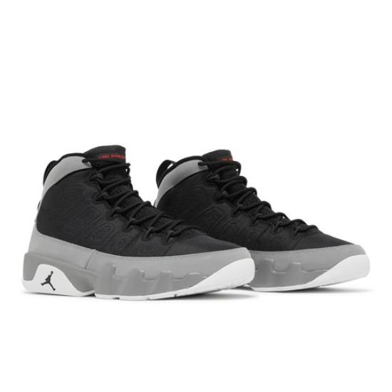 

Air Jordan 9 Retro Particle Grey Ретро Кросівки Чоловічі CT8019-060 EU 44.5 чорний/червоний