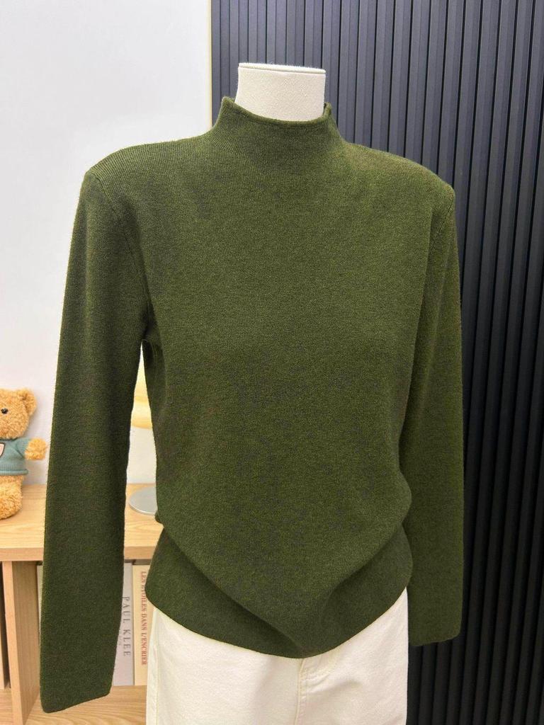 Retro Dark Green Miu-Style Stand Collar Knit Sweater for Women - Cozy and Warm Autumn/Winter Top