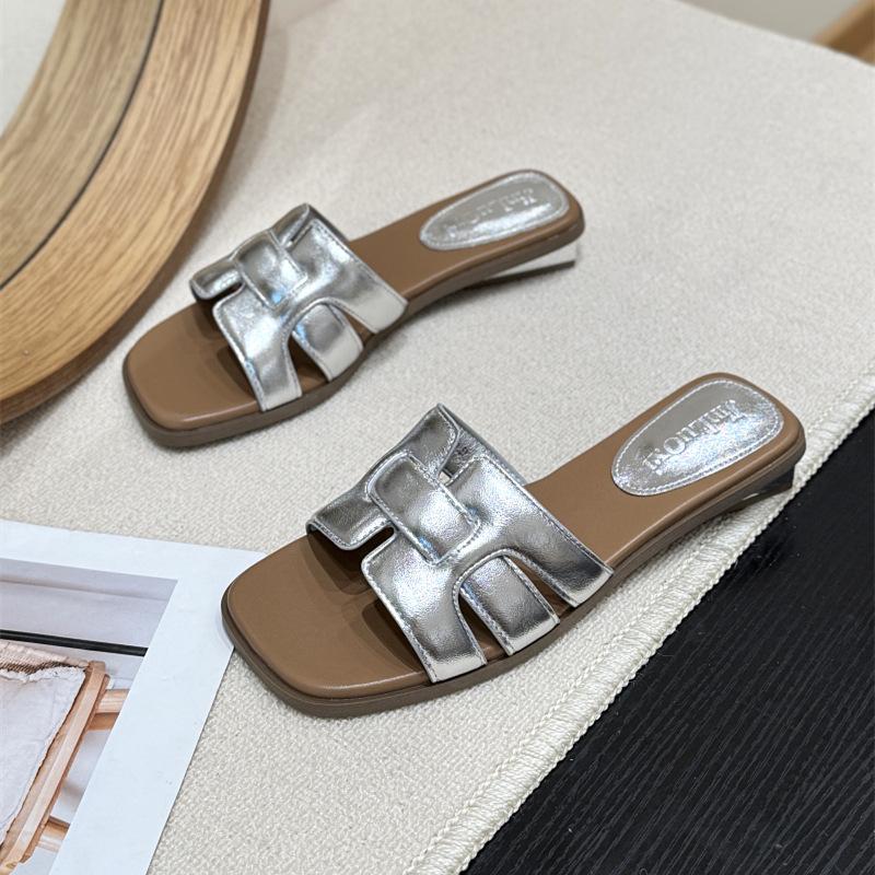 Sheepskin Version~ Woven Fairy Versatile Cool Slippers Female New Summer Lazy Fashionable Outer Wear Flat Bottom One-word Drag