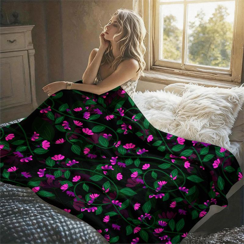 Dark Purple Vine Floral Flannel Blanket Warm Soft Halloween Christmas Decorative Couch Warm Cozy All-Season Gift