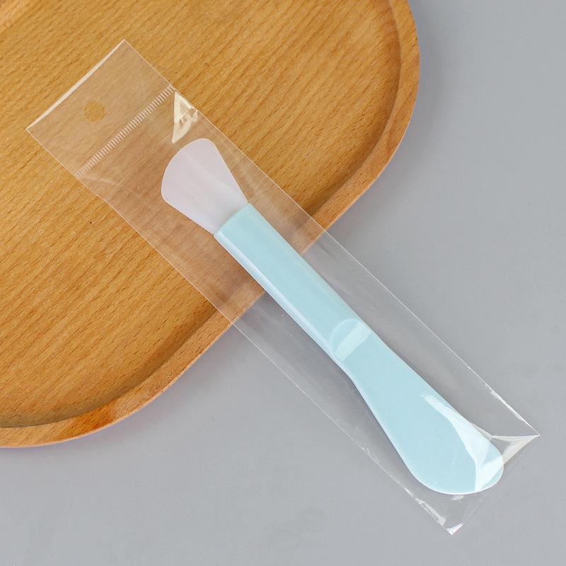 Double-Ended Silicone Mask Brush Mixing Stick Mask Scraper Soft-Tipped Spa Tool Makeup Brush