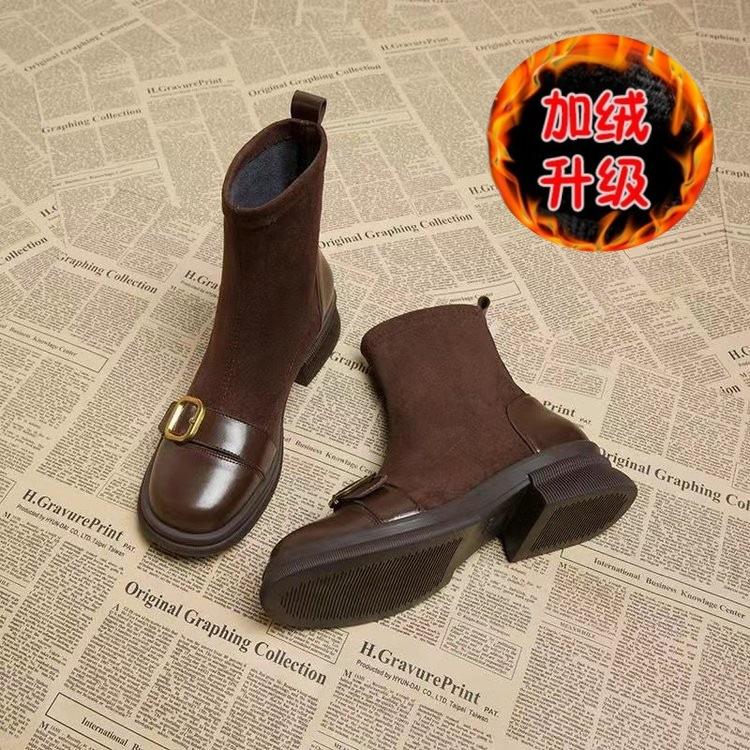 

Soft leather version~ brown socks boots women s autumn 2025 new foreign style small short boots European autumn and winter thin ankle boots 40