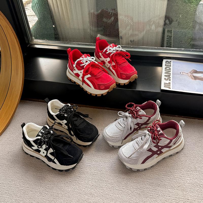Platform Forrest Gump shoes in autumn and winter 2025 new versatile fashion explosion lightweight leather casual sports shoes children