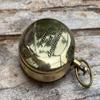 Vintage Handgjord Mässing Fickkompass – 5 cm Diameter, Steampunk-stil, Reseessentiell