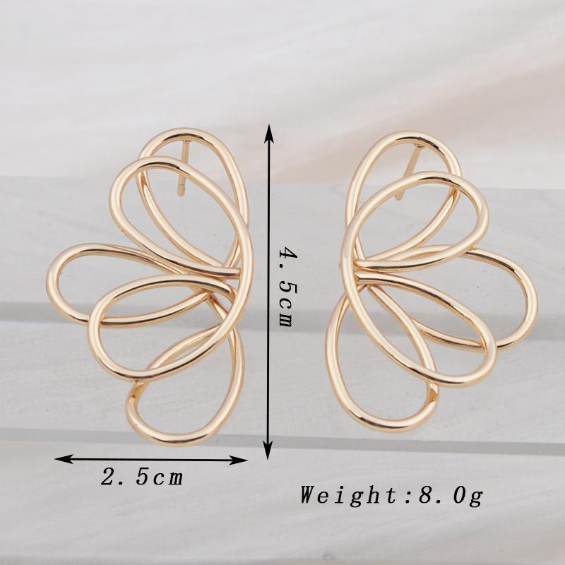 Hollow Wings Butterfly Drop Earrings for Women Vintage Golden Metal Sector Flower Dangle Earrings Trendy Simple Party Zircon