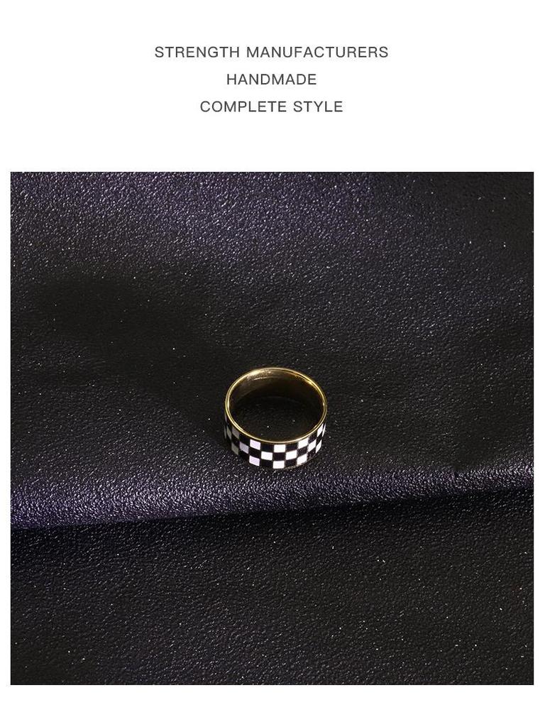 Women's High-End Design Black & White Checkerboard Ring, 14K Gold & Titanium Steel.