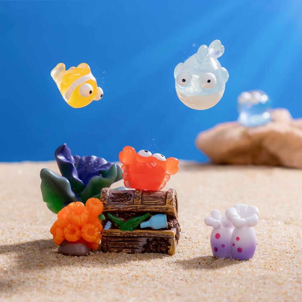 Set of 18 Resin Miniature Coral and Fish Miniature Marine Life Aquarium Aquarium Decorative Cute and Fun Simulation Stylish Home Gift Marine Life