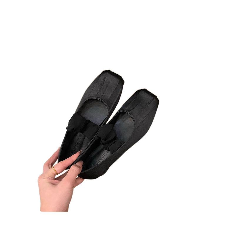 Flat-bottomed French Evening Breeze Gentle Single Shoes Women's Shoes 2025 New Summer Satin Square Head Ballet Ladyshoes