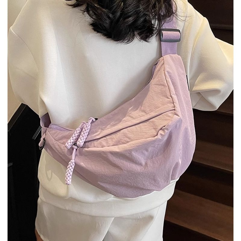 Schoolbag Women's Large Capacity Dumpling Bag New Lightweight Messenger Bag Nylon Commuter Bag Sports Cycling Bag
