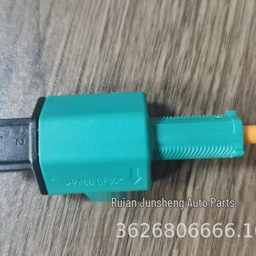 Geely Geometry Brake Light Switch 4076028600 Compatible