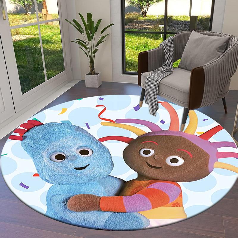 1pc Blue and Brown Characters Hugging Round carpet, Made of Polyester,Perfect for Decorating Office Chairs, Living Rooms,Vibrant Decorative Rug
