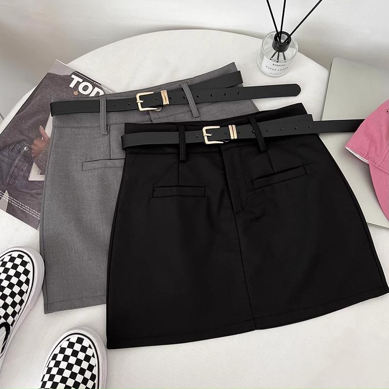 Women's High-Waisted Gray Slimming Skirt - 2024 Spring School Style Fashion, Anti-Exposure Hip-Hugging Skirt with Letter Design