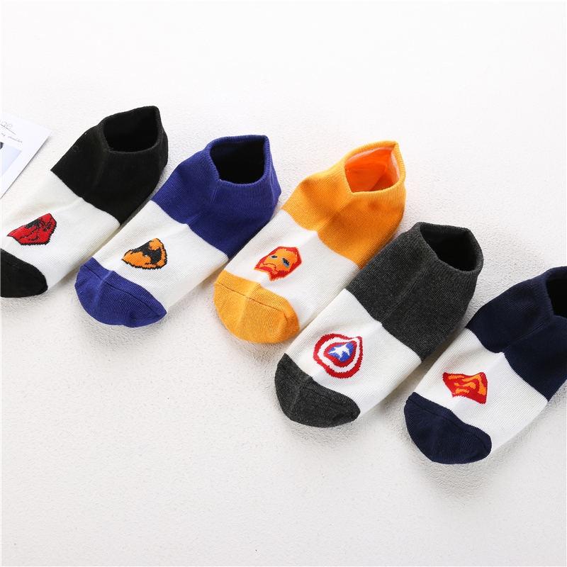 Premium Quality Men's Socks Wholesale For Football And Sports Enthusiasts