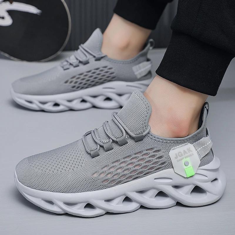 

Мужские кроссовки оверсайз 39-50 из дышащей сетки для бегаширокие Легкие спортивные кроссовки для летней пробежки и фитнеса Черные Толстая подошва 39 серый