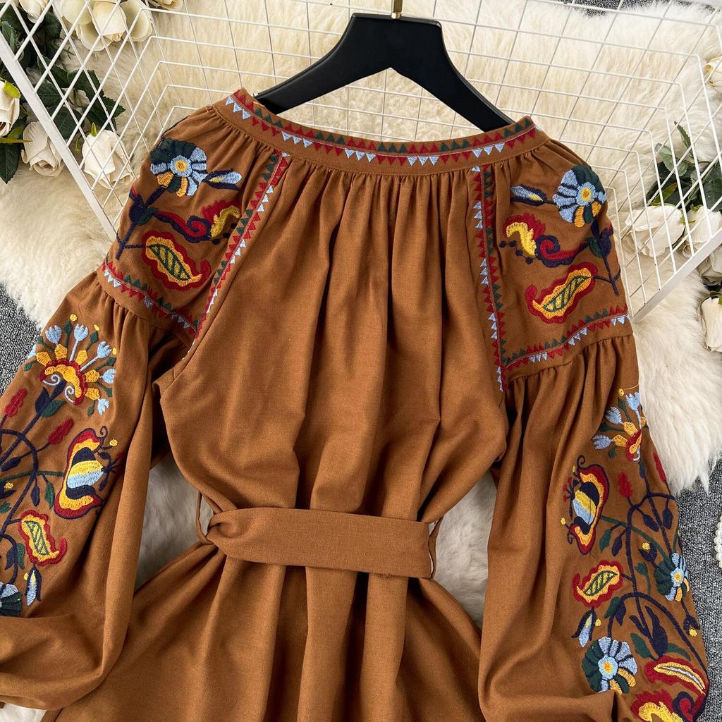 Kadınlar İçin Moda Nakışlı Elbise Rahat Kazak O Yaka Uzun Kollu Bağcıklı Kemer A Kesim Elbiseler Tatil Yeni