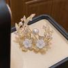 14K Gold Plated Zirkon Blume Perle Brosche: Exquisites, vielseitiges Accessoire für Damen