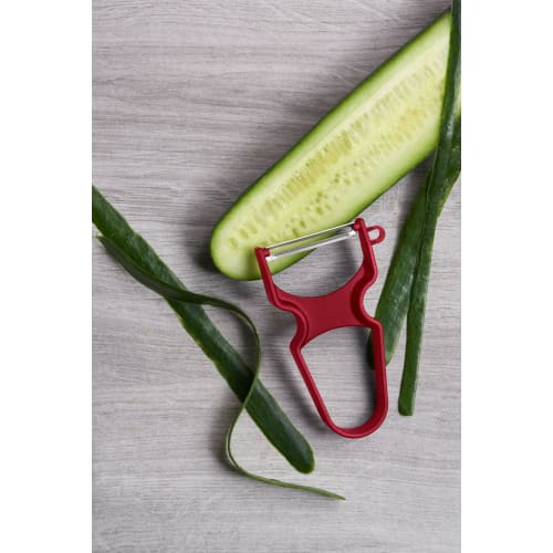 VICTORINOX RAPID Peeler, Dishwasher Safe, Straight Red, with Sprout Remover, Perfect for Peeling Soft Fruits and Hard Foods (6.0930.1)