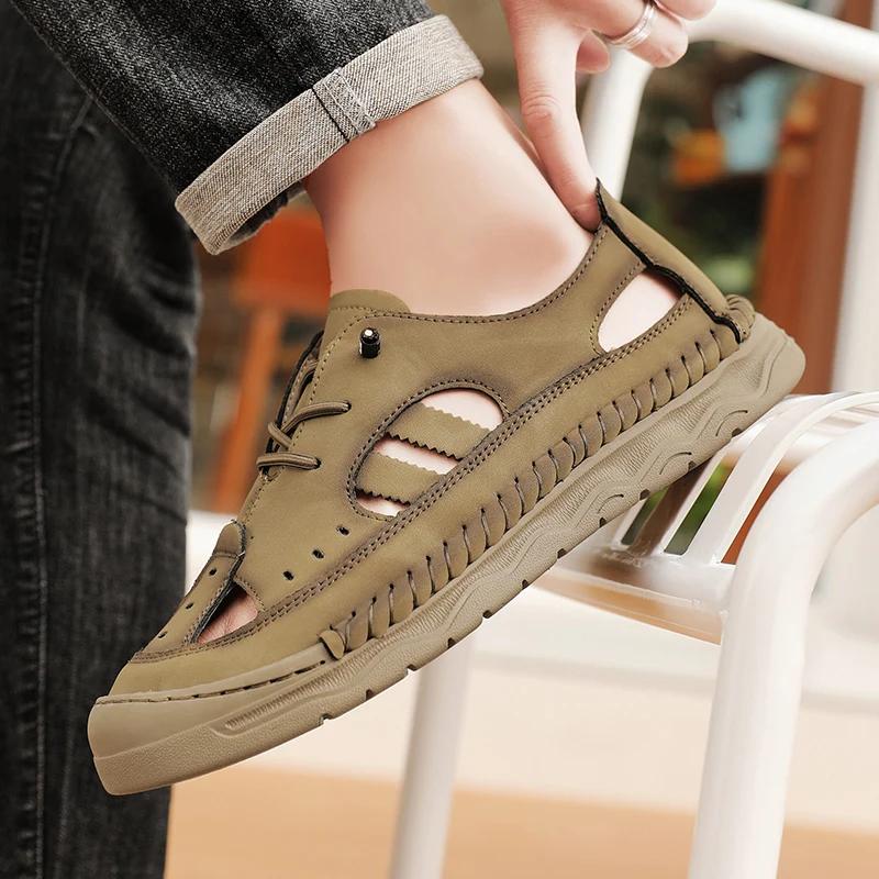 Fashion Men Fashion Summer New Style Leather Sandals Toe Cap Outdoor Sports Hollow Leisure Beach Sandals Man Hand Sewn Thread Mesh Shoes