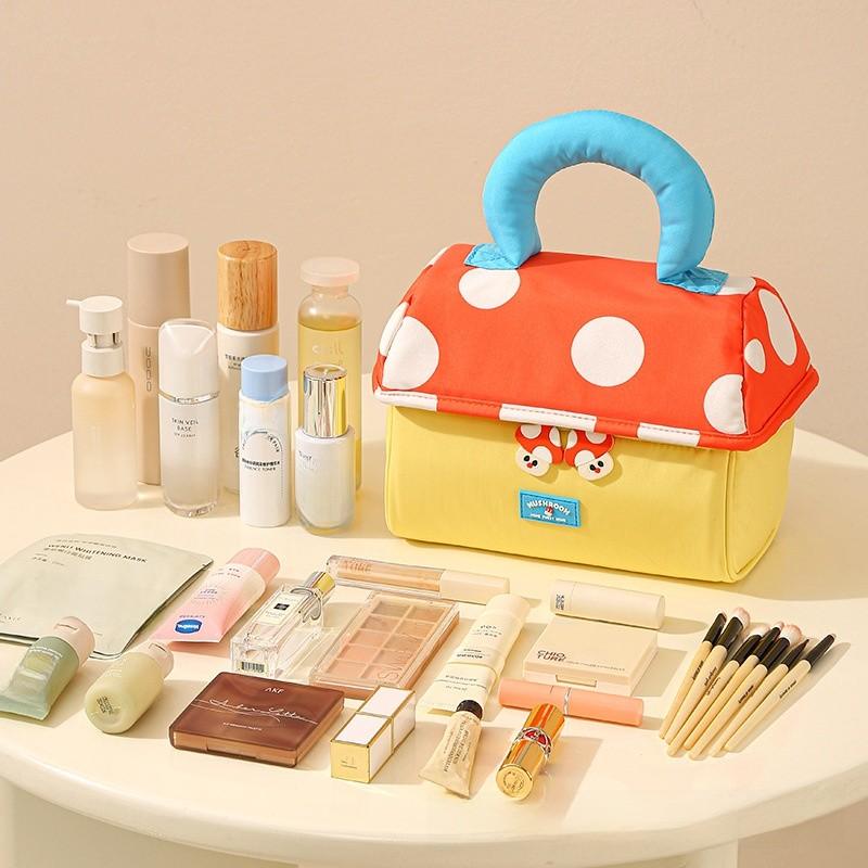 Oxford Fabric Makeup Bag With Large Capacity For Travel And Cosmetics Storage