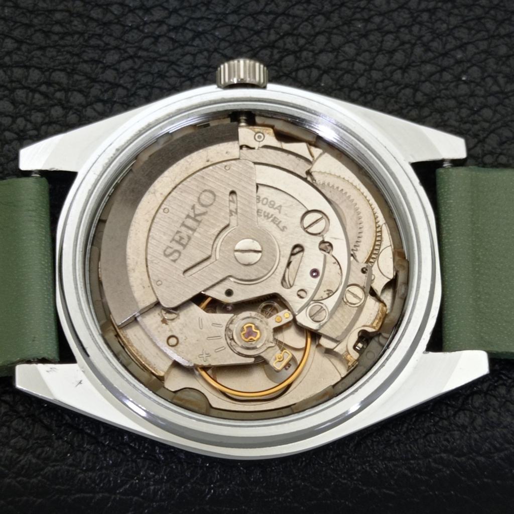 VINTAGE SEIKO 5 AUTOMATIC REFURBISHED JAPAN MENS GREEN DIAL WATCH a440613-9 Sk-a440613-1