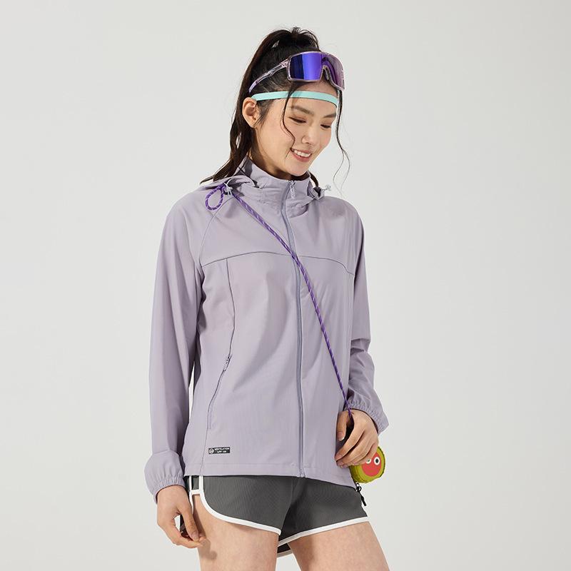 High-Magnification UV Protection Ice Silk Clothing for Outdoor Activities, Men's and Women's Sun Protection for Cycling, Driving, and Fishing.