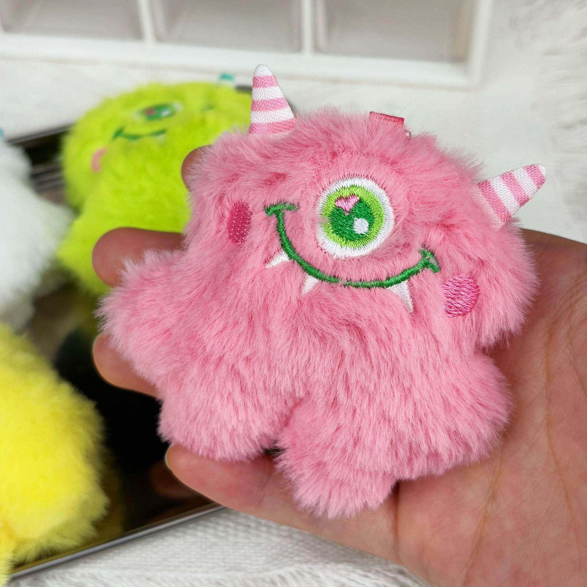 

Internet Celebrity-Styled Cute One-Eyed Monster Plush Keychain Doll Ornament