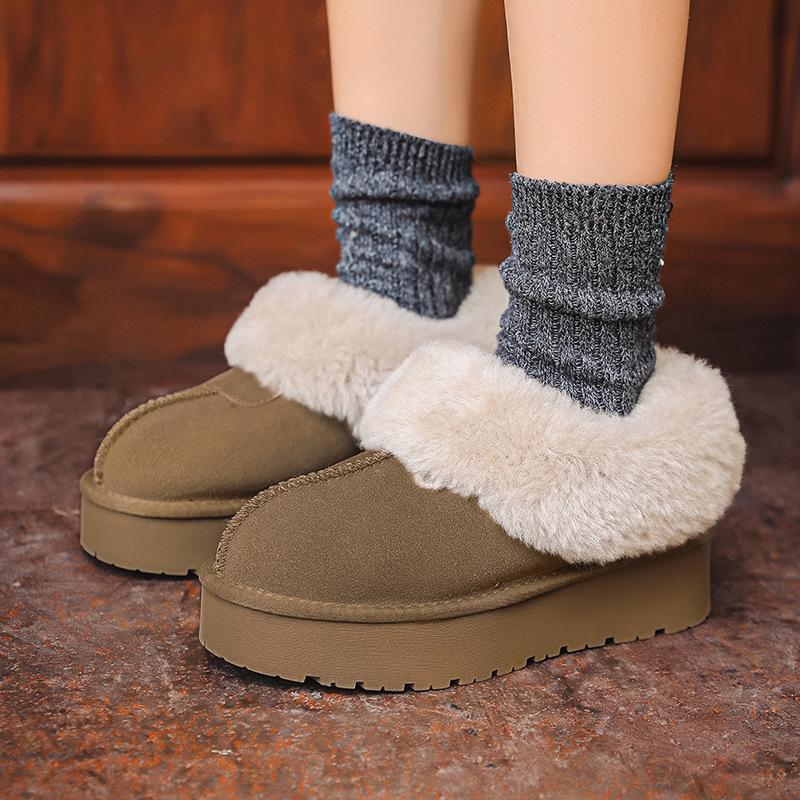 Women's Genuine Leather Thick-Soled Snow Boots, Non-Slip, Warm, with Plush Wool and Velvet Lining.