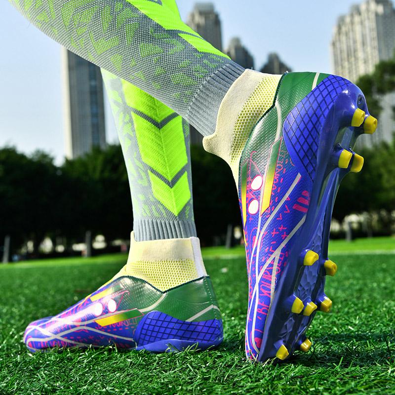 35-45Unisex Football Boots Youth Large Size Football Boots Rubber Soft Sole Long Nails AG Professional Artificial Lawn Training Football Shoes