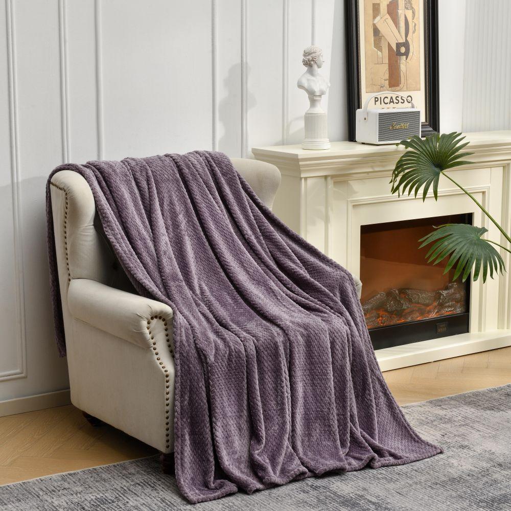 Soft Fleece Throw Blanket for Couch, Lightweight Plush Warm Blankets for Bed, Fuzzy Cozy Flannel Blanket Throw for Sofa, Travel