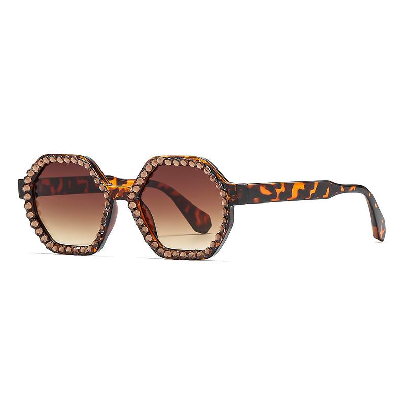 Trendy Polygon Pearl Sunglasses With Uv400 Level For Travel And Parties