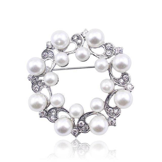 Broszki Tide High End Cyrkonie Niszowe Motyl Perła High End Biżuteria Przeciwodblaskowa Broszka Dekoracyjna Luksusowa Biżuteria