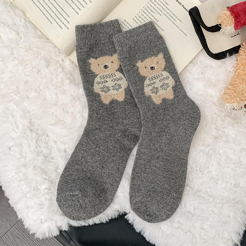 Wool Socks Children'S Medium Tube Socks Season Warm, Piled And Thickened To Keep Warm Cute Cartoon Flocked Bear Stockings Women