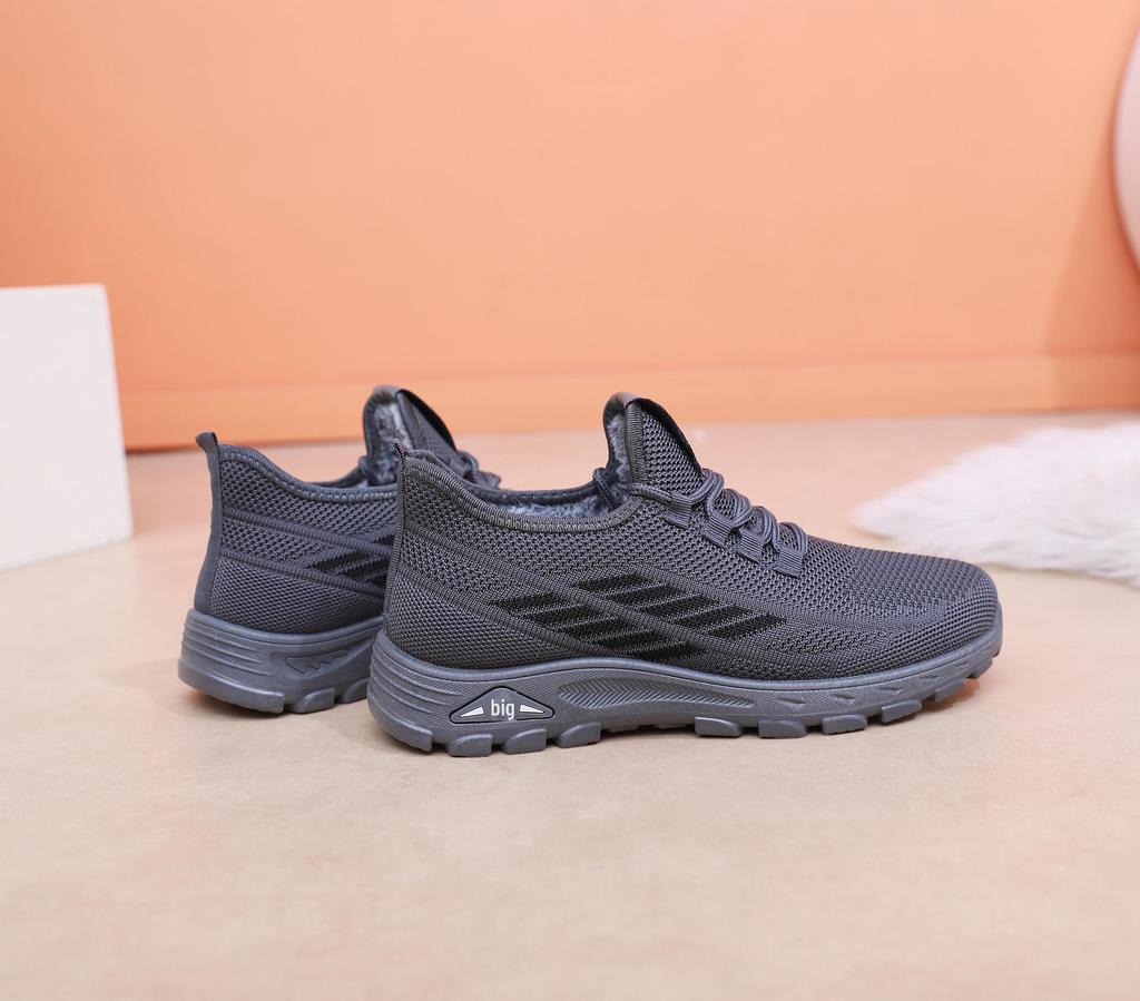 Men's Winter Cotton Shoes with Woven and Velvet Design, Slip-On Sports Casual Boots