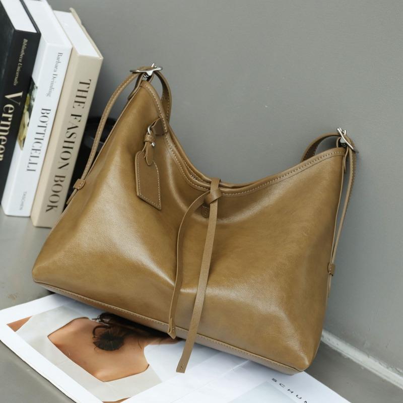 Underarm Bag Woman Vintage Vegetable Tanned Cowhide Bag Woman Shoulder Bag Large Capacity Bag