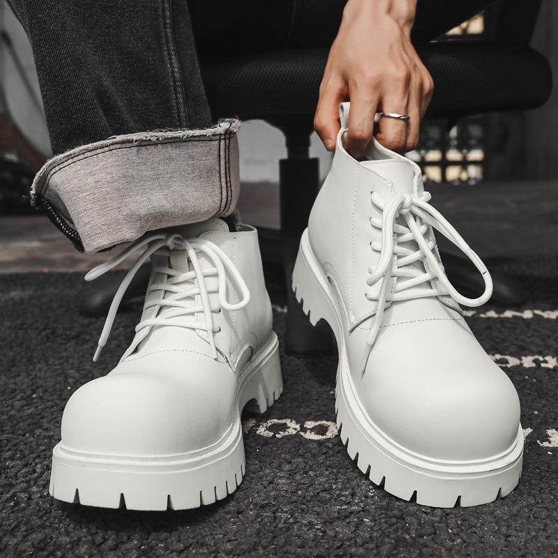 

Мужские кожаные ботинки Мартин на толстой подошве 2024 - Рабочий стиль средней высоты, мотоциклетный стиль 18922-J EU 43 белый