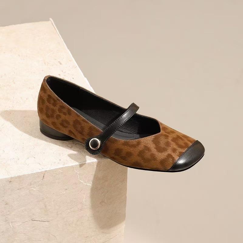 Leopard print Mary Jane small leather shoes women's spring and autumn new Doudou shoes retro inner height-increasing single shoes