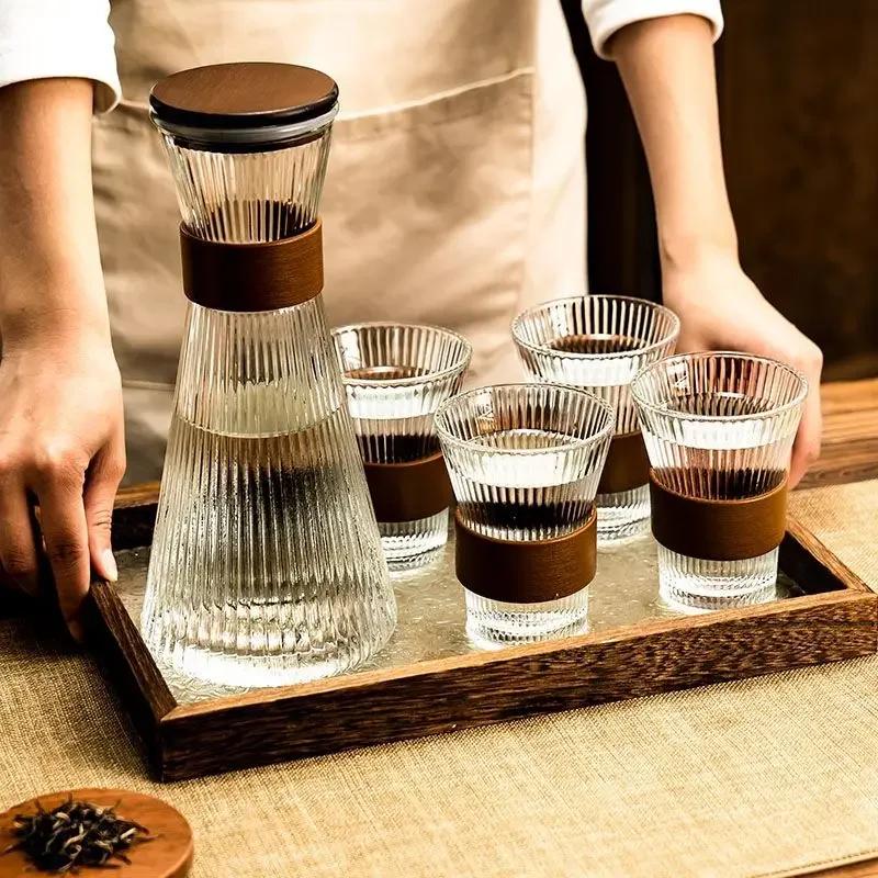 1pc Glass Coffee Cups Japanese Style Tea Cup With Cup Sleeve Wine Glasses Simple Striped Mugs Beer Milk Juice Cold water cup