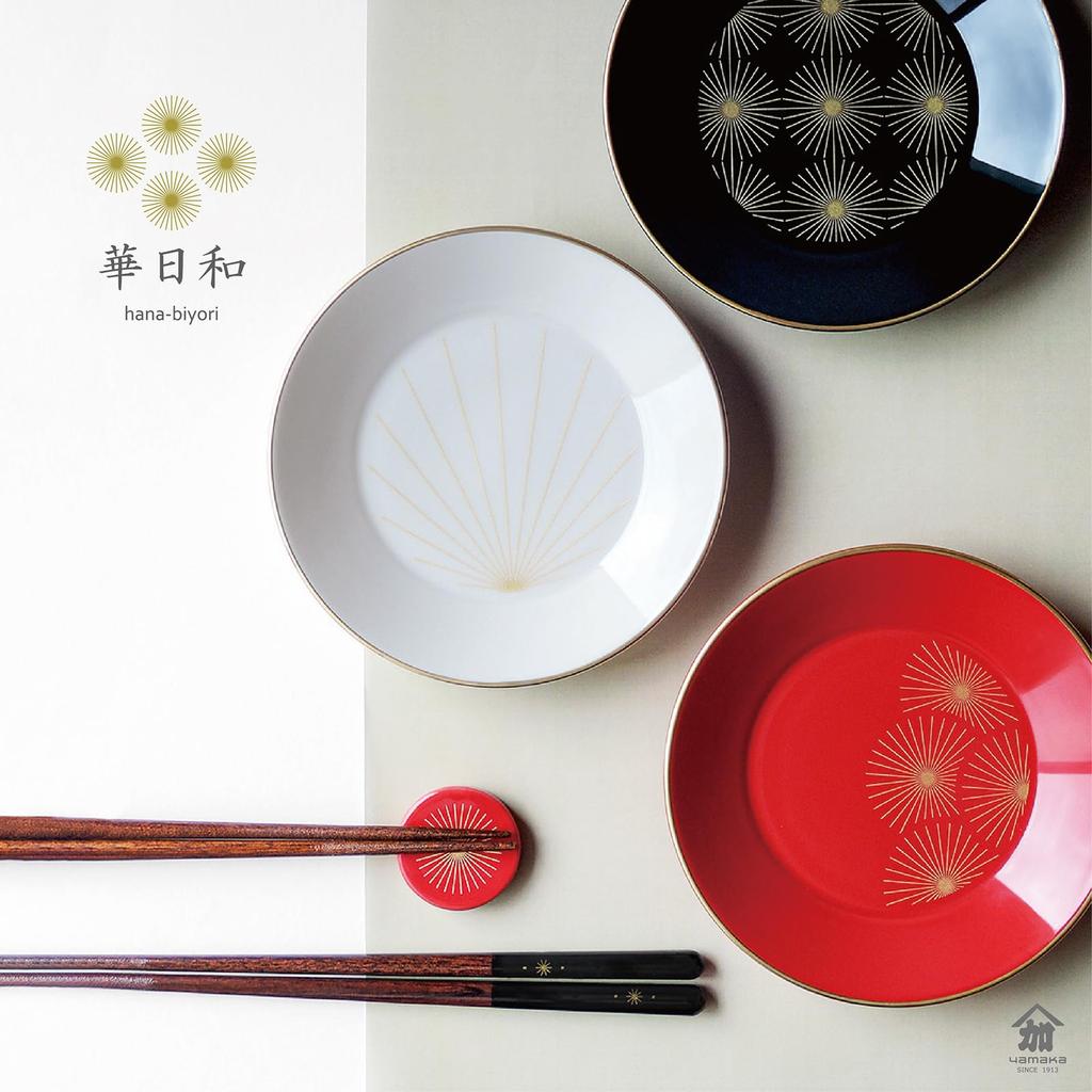 Hanabiyori Essstäbchen-Paar in einem hölzernen lackierten Essstäbchen- und Essstäbchenhalter-Set und Perfekte Essstäbchen Essstäbchenhalter Durchmesser x 1cm Hergestellt in
