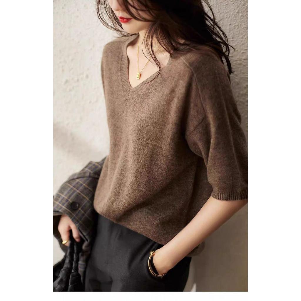 Temperament Fashionable and Elegant V-neck Solid Color Knitwear Thin Outwear T-shirt Tops