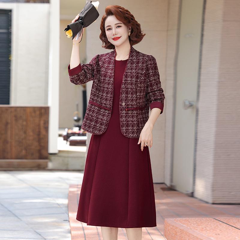 2026 New Style Mother's Wedding Banquet Dress: Elegant Skirt Suit for Middle-Aged and Elderly Women