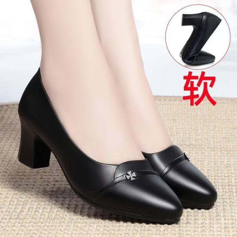 Single Shoes Women's Low Heel Spring and Autumn Soft Sole Comfortable Leather Shoes Women's Shoes Middle Heel Mother Shoes Work Shoes New