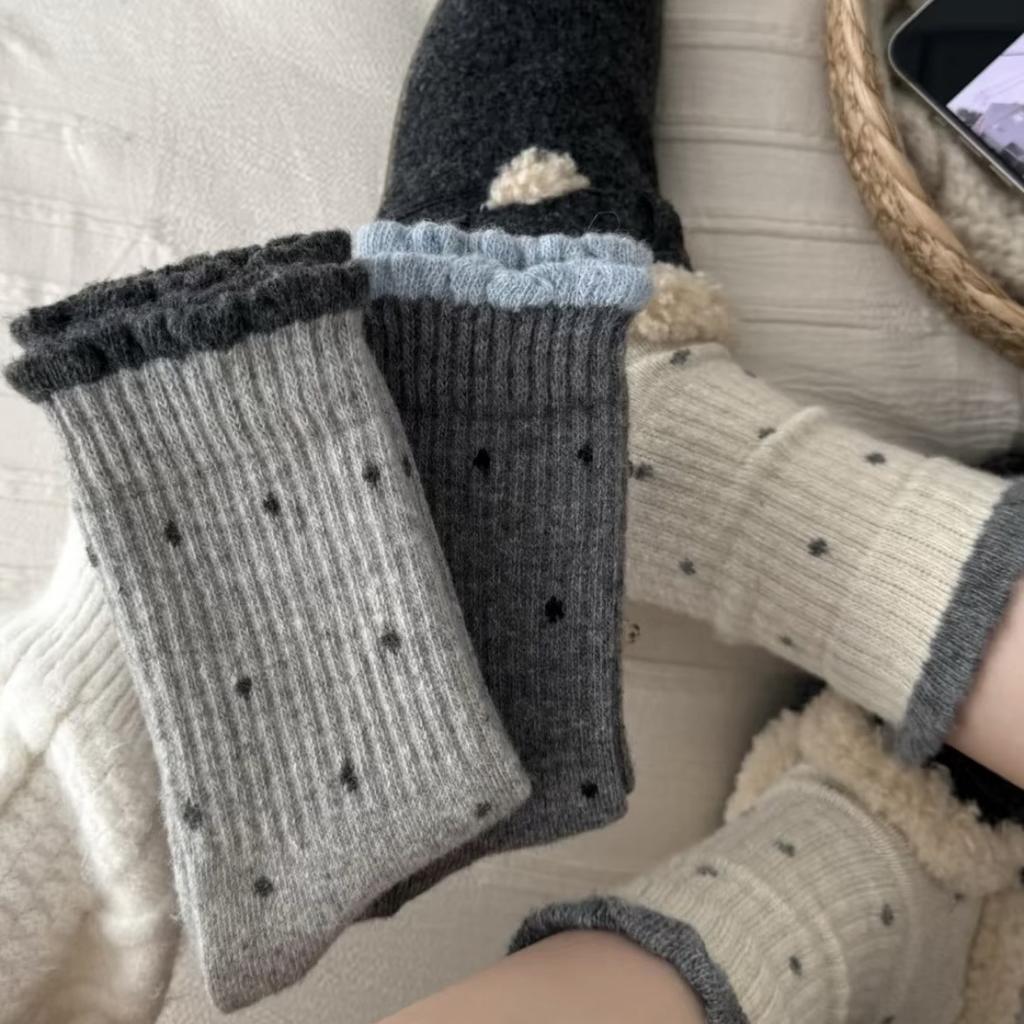 Polka Dot Socks Women'S Mid-Tube Socks Trendy Wool Versatile Lace Socks Warm Vertical Strips Stacked Socks