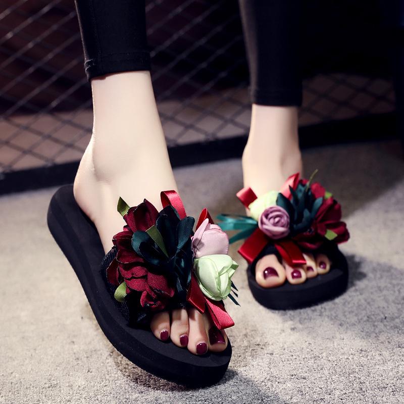 Modedesigner Damen Blumen Klobige Hausschuhe Indoor Outdoor Vielseitig Frau Strand Lässige Sandalen Zehentrenner Mode Pantoletten Mujer
