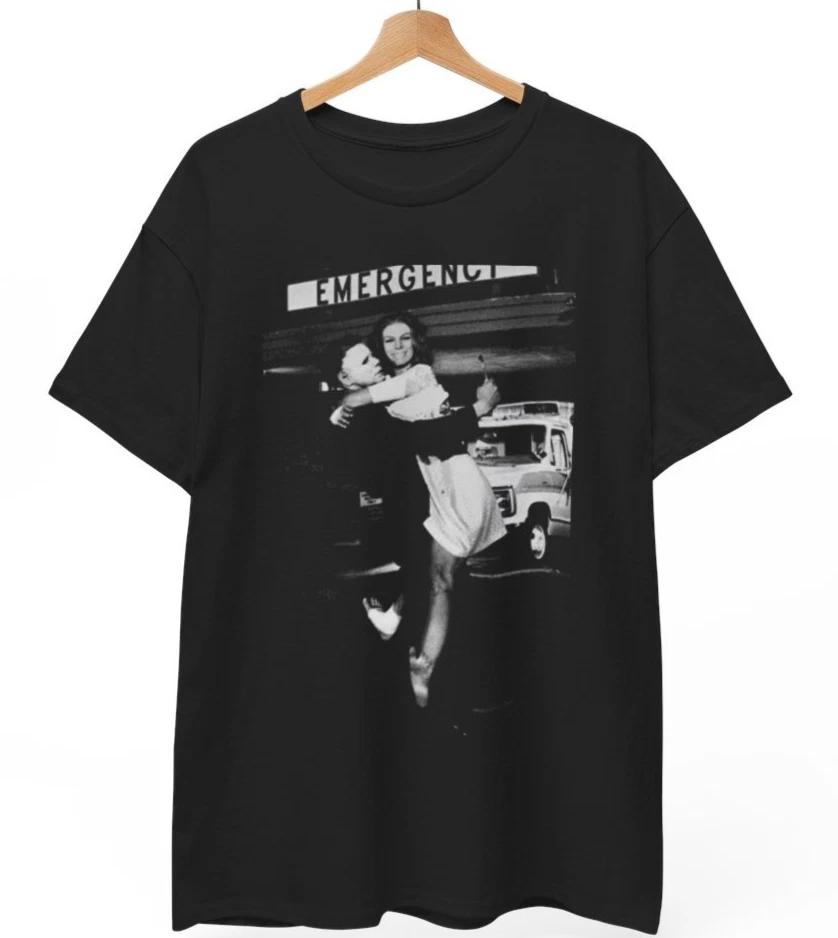 Michael Myers Kissing Jamie Lee Curtis on the Set Horror Movie T-Shirt , Unisex S