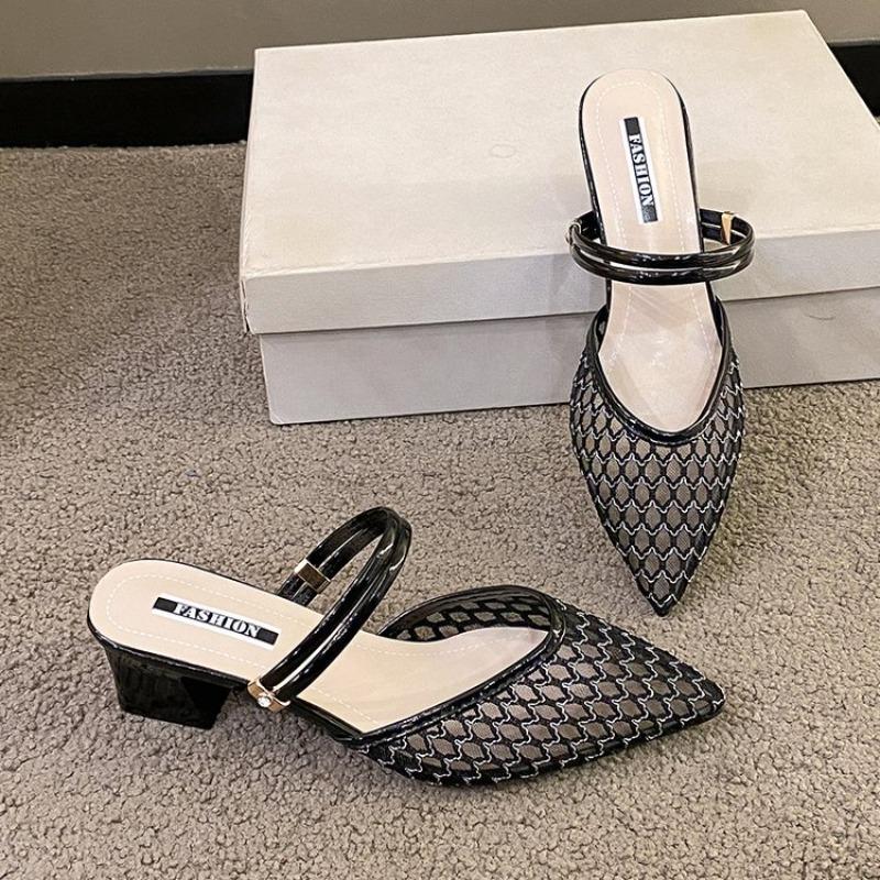 

Обувь Женские тапочки Бежевые босоножки на каблуке Низкие Большой размер Заостренный носок Шлепанцы Квадратный каблук 2025 Черный Летний Блок Резина Ткань ПУ 42