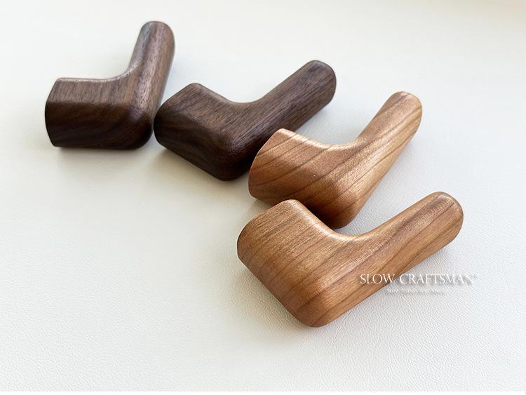 Perchero de Madera de Nogal Negro y Haya de Gama Alta Estilo Nórdico Japonés