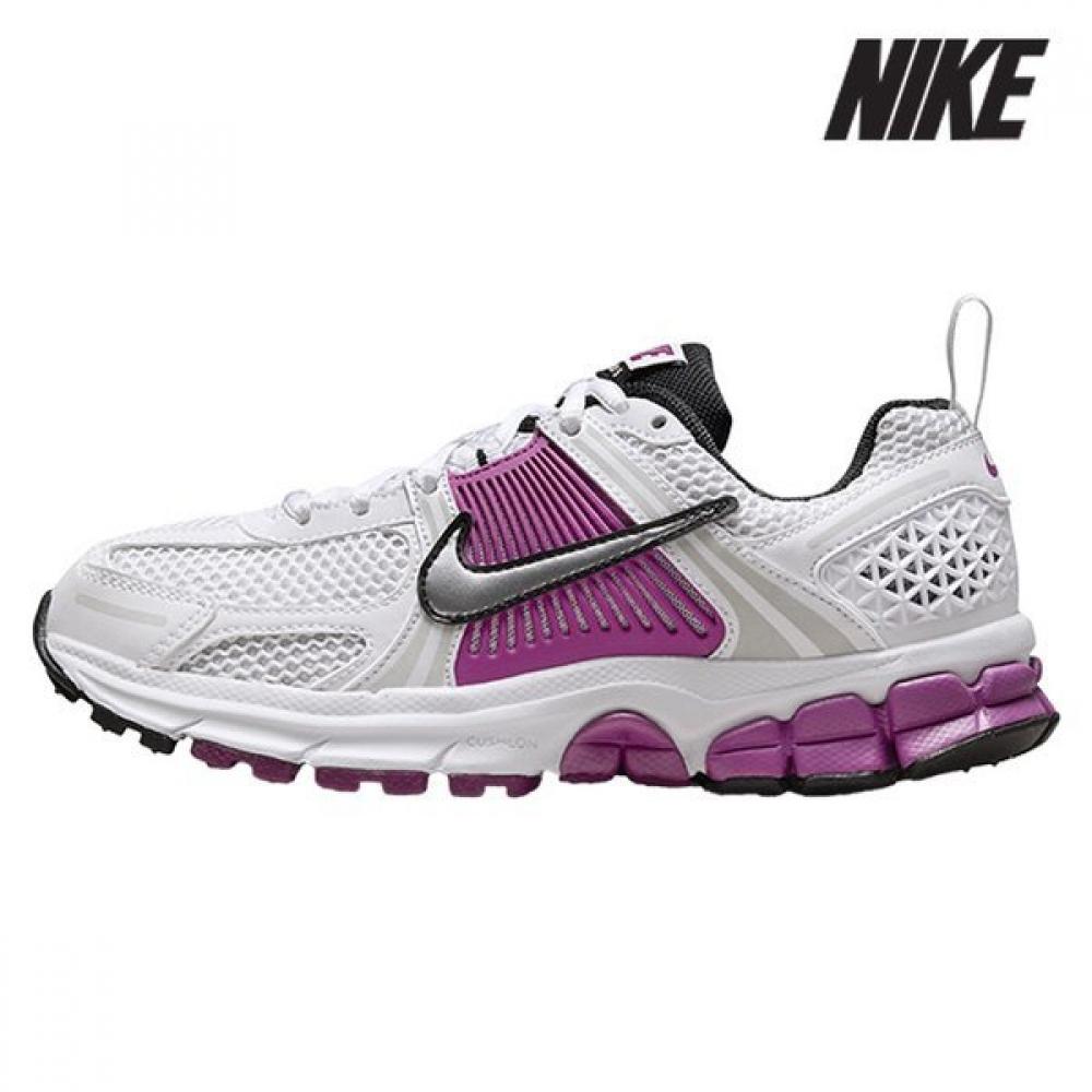 

Nike Распродажа Nike Junior Sneaker J2 Hf6998 102 Junior Vomero 5 200